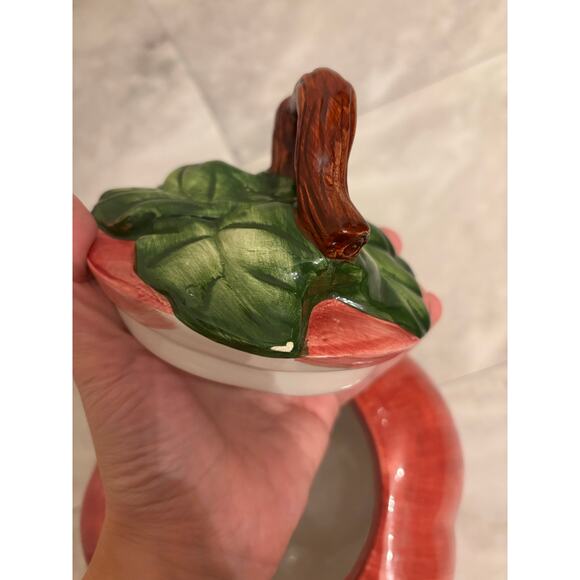 Vintage 1997 Cracker Barrel Red Delicious Apple Ceramic Cookie Jar Green Leaves - Picture 8 of 8